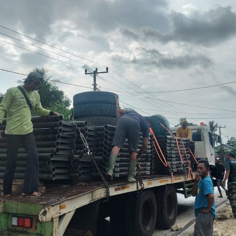 Material Utama Tiba, Progres Pembangunan Jembatan Gantung TMMD Ke-129 di Desa Pattuku Terus Meningkat
