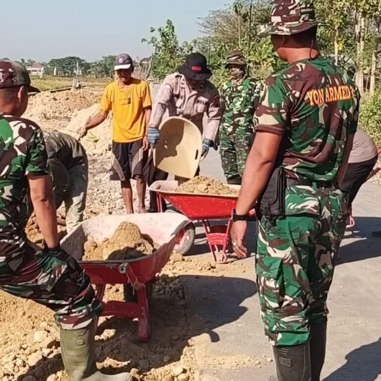 Akses Warga Desa Parangjoro Dipersiapkan Aman oleh Satgas TMMD Kodim 0726/Sukoharjo