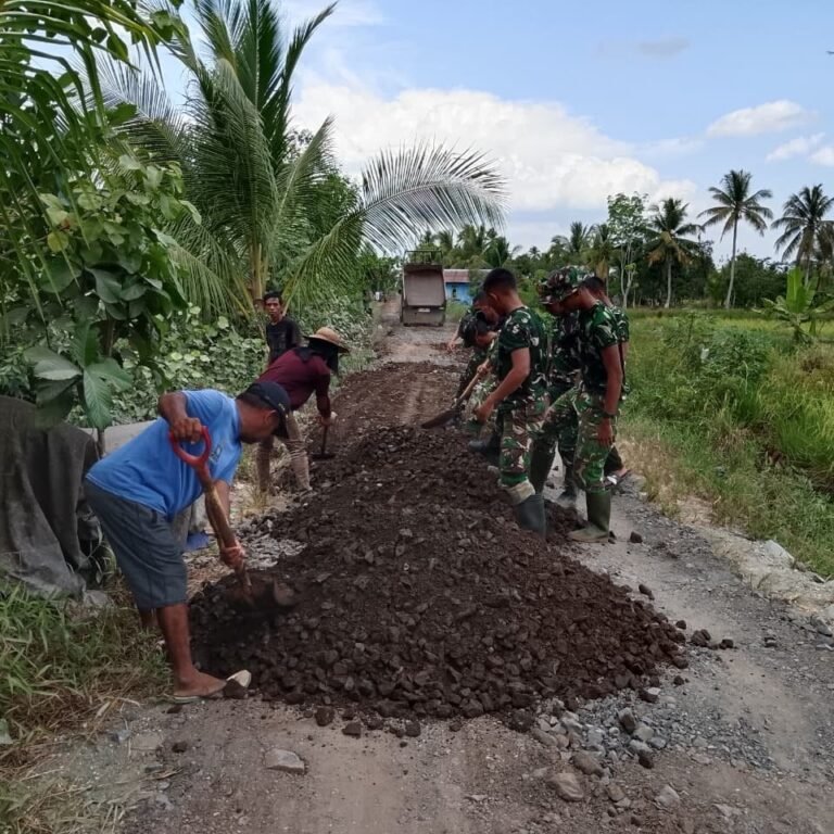 Material Batu Saksi Kerja Sama TMMD Ke-129 di Desa Tamban Bangun