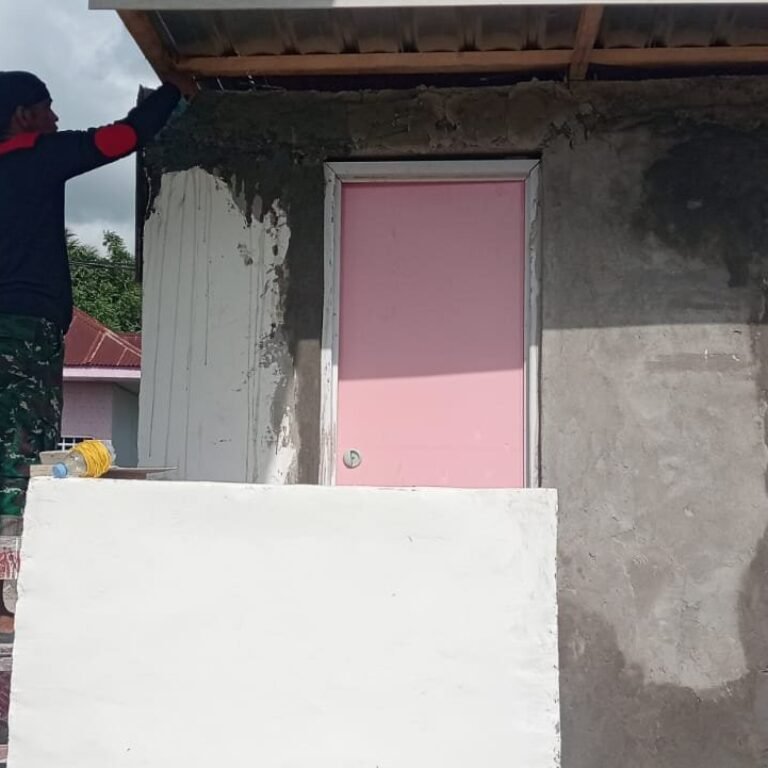 Jambanisasi di Maroanging: Langkah Kecil Menuju Lingkungan Sehat