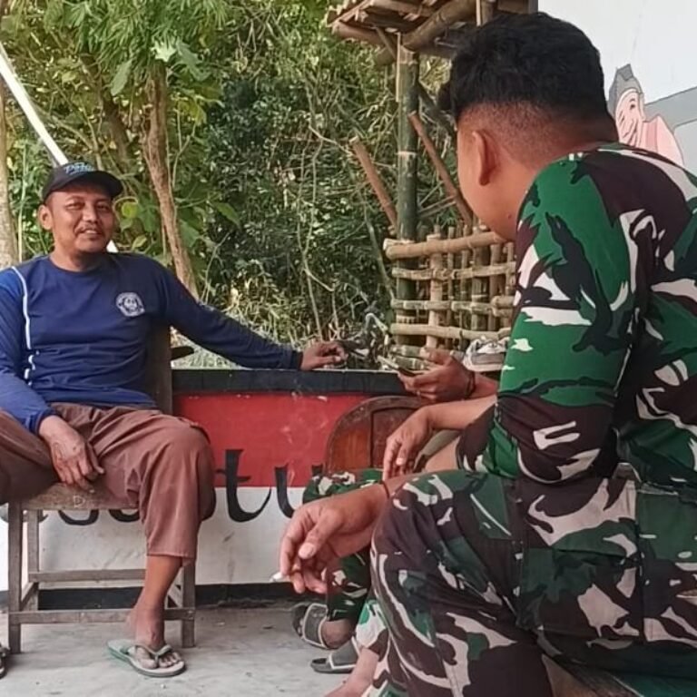 Segelas Air dan Cerita Harapan di Tengah Pembangunan TMMD