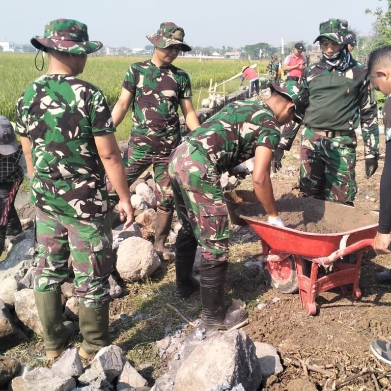 Menguatkan Pondasi Kebersamaan oleh Komandan Kodim 0726/Sukoharjo di Kabupaten Sukoharjo