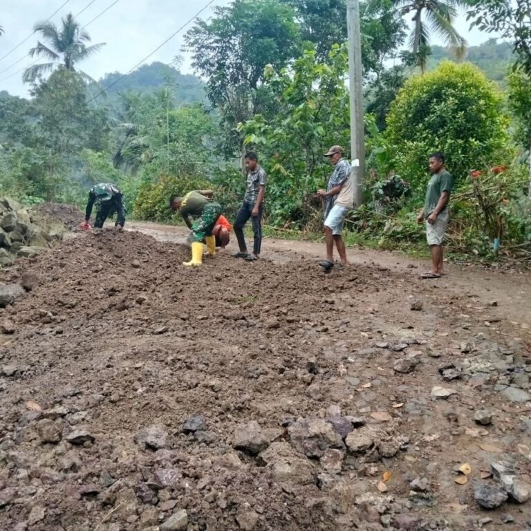 Meratakan Jalan, Mengubah Hidup: TMMD Ke-129 Bone di Dusun Samaenre