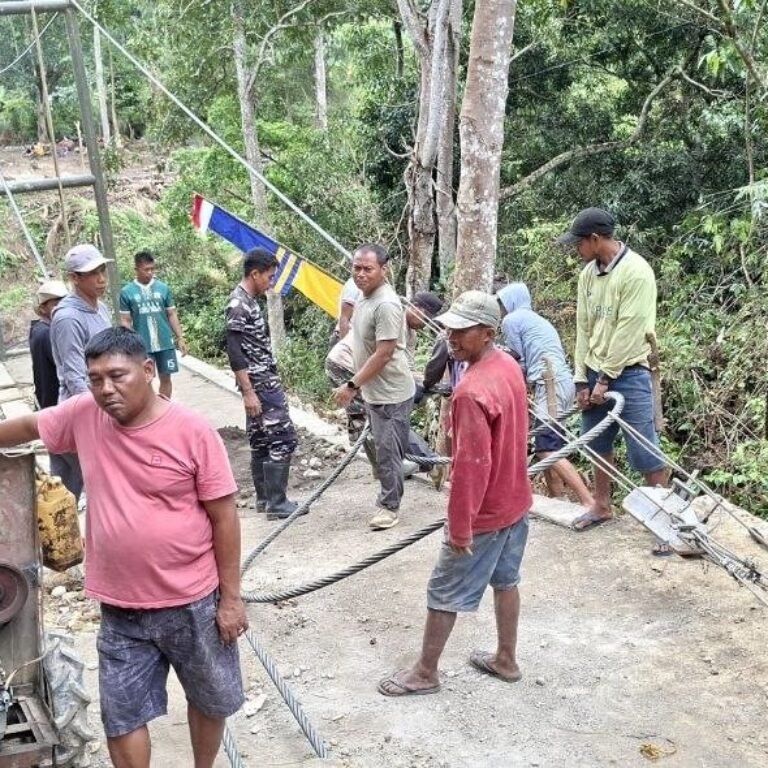 Kamis (30/7/2026), Pemasangan Sling Baja Jembatan Pattuku Dimulai