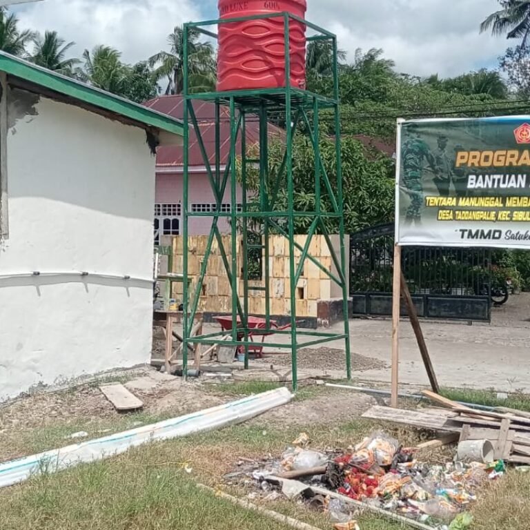 Sapuan Cat Hijau Jadi Penanda Rampungnya Jambanisasi di Maroanging