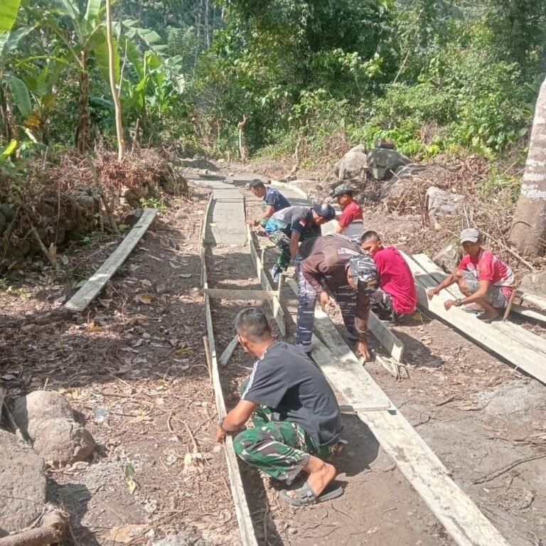 Dari Adukan Semen, Harapan Baru bagi Dusun Lemo dan Pattuku