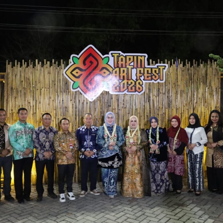 Sinergi Kodim 1010/Tapin Warnai Pembukaan Tapin Art Festival 2026 di Rantau Baru