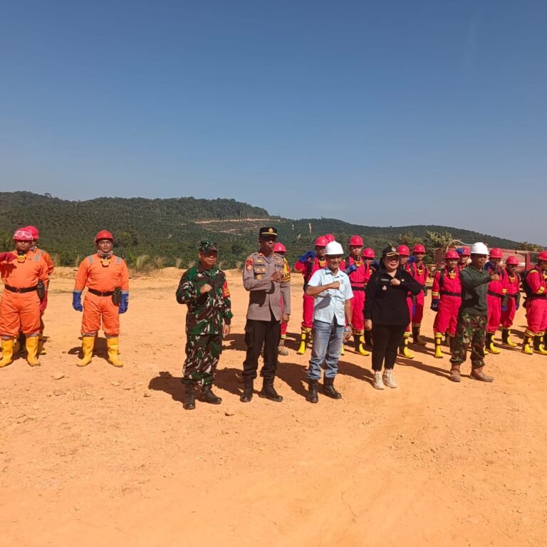 Cegah Kebakaran Halaman dan Hutan, Pj Danramil Simpang Hulu Hadiri Apel Siaga Karhutla di PT Mukti Plantation
