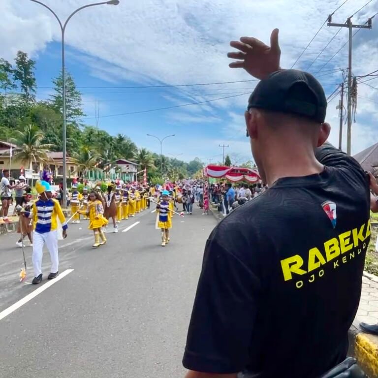 Program PINTAR Yonif 859/RBK Buktikan Latihan Drumband Mampu Bangun Percaya Diri Pelajar