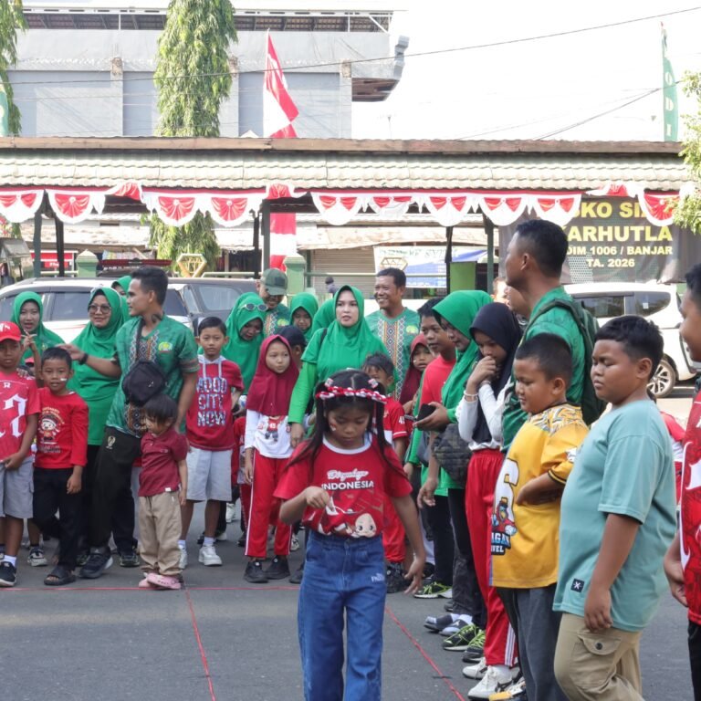 Dari Tarik Tambang hingga Fashion Show, Kodim 1006/Banjar Rayakan Kemerdekaan Bersama