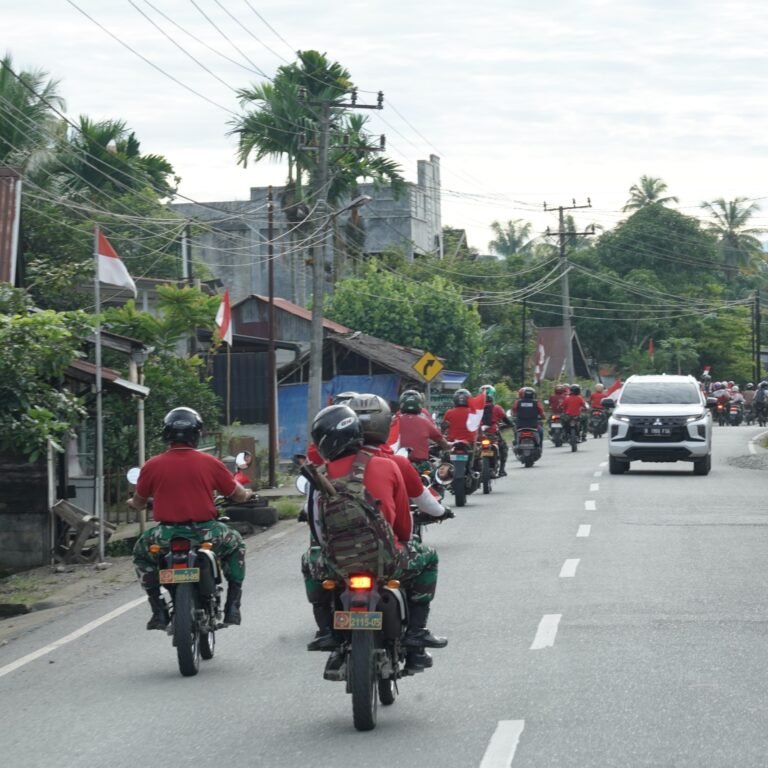 Menyambut HUT ke-81 RI, Korem 012/TU Padukan Pawai Merah Putih dan Aksi Sosial