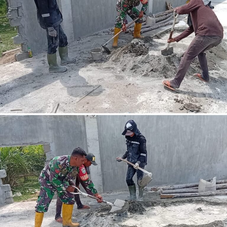 Pembangunan Ruko Warga Dipercepat, Babinsa Arongan Lambalek Ikut Bergotong Royong