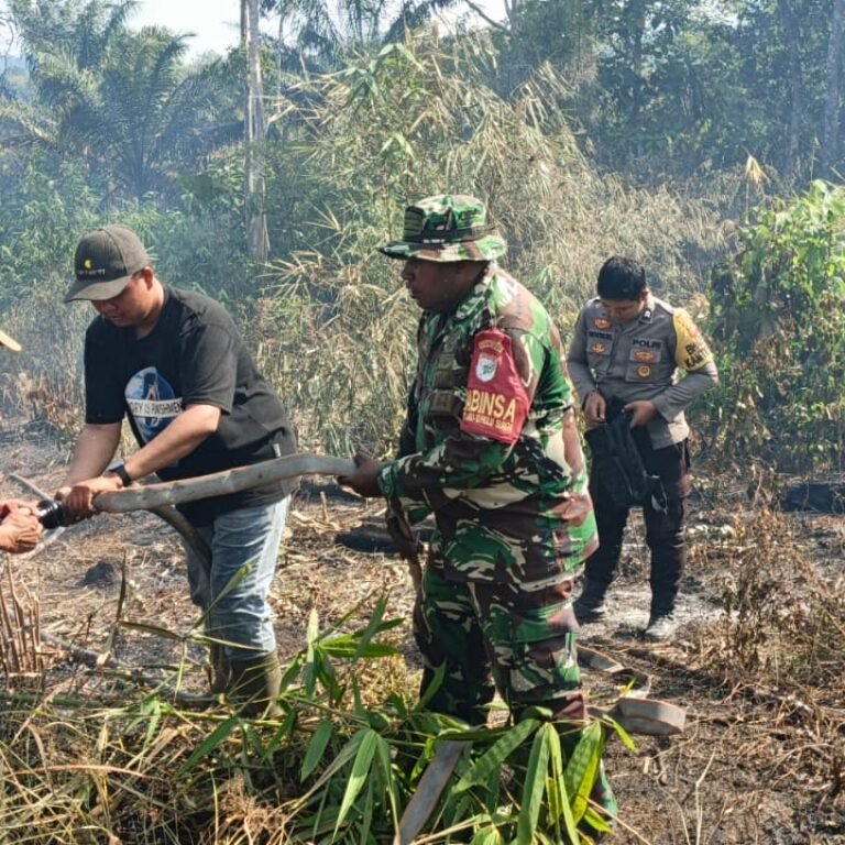Koramil 1203-10/Sandai Terus Perkuat Penanggulangan Karhutla Di Wilayah Binaan