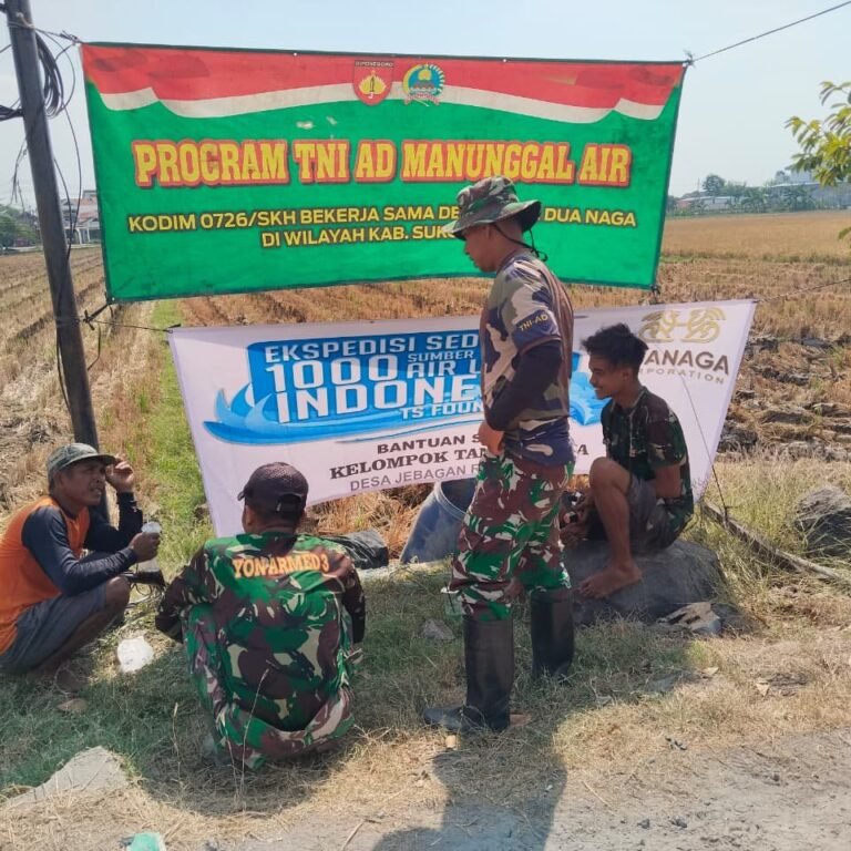 Semangat Baru Gotong Royong di Desa Parangjoro Berkat Komsos TMMD Reguler ke-129