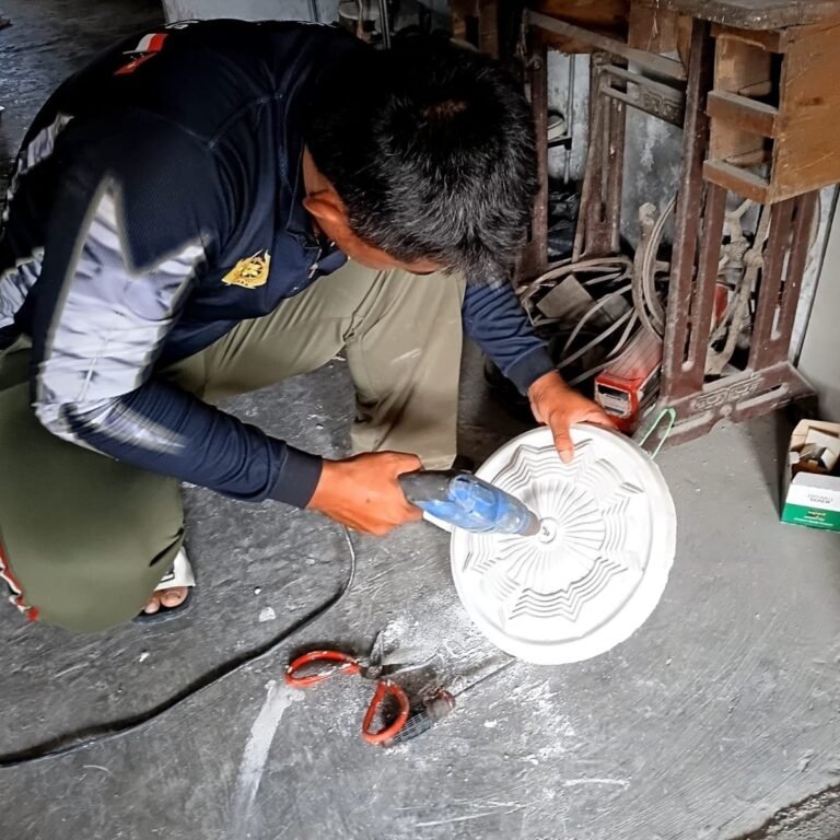 Perubahan di Parangjoro: Plafon Baru Menghiasi Rumah Warga