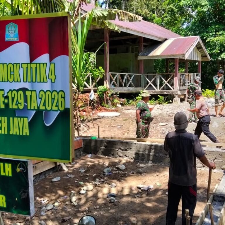 Gotong Royong Warga dan Personel Dorong Penyelesaian RTLH Titik 4