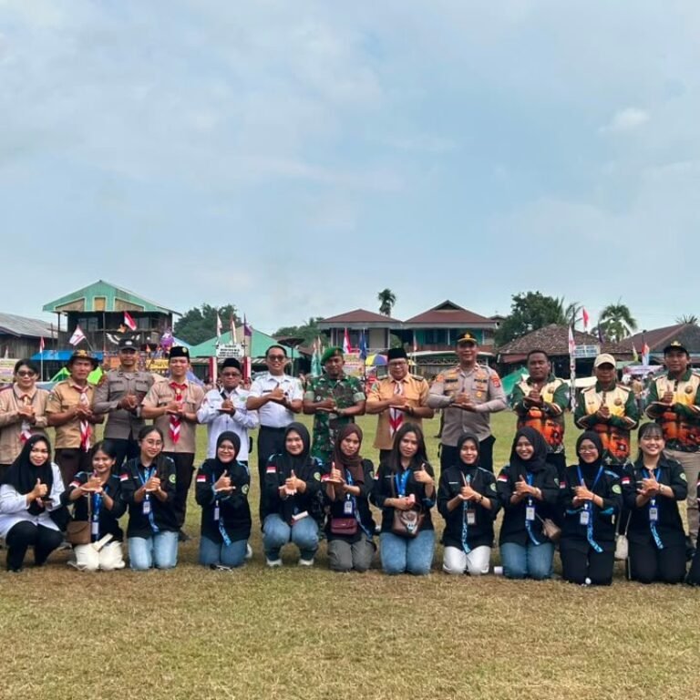 Koramil 0909-04/Muara Ancalong Hadiri Pembukaan Kemah Bakti Pramuka