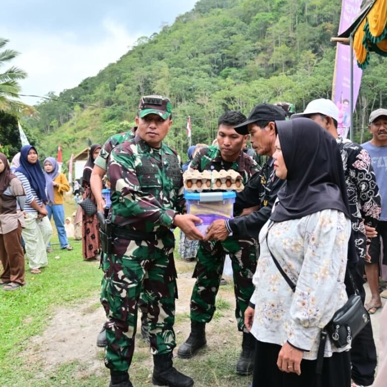 Bakti Sosial Satgas TMMD ke-129 Tersalurkan di Bontocani