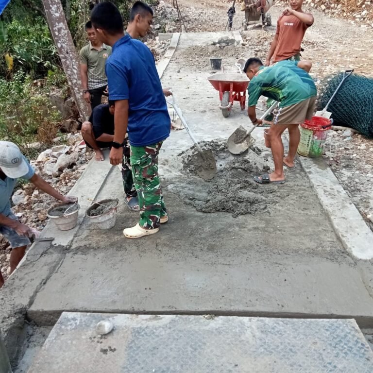 Kebersamaan Warga Jadikan Pengerjaan Pondasi Jembatan Lebih Rapi