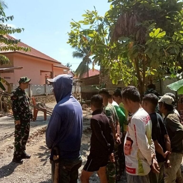 Kekuatan Sosial dari Upacara Pagi di Sibulue Saat Satgas TMMD Ke-129 Turun