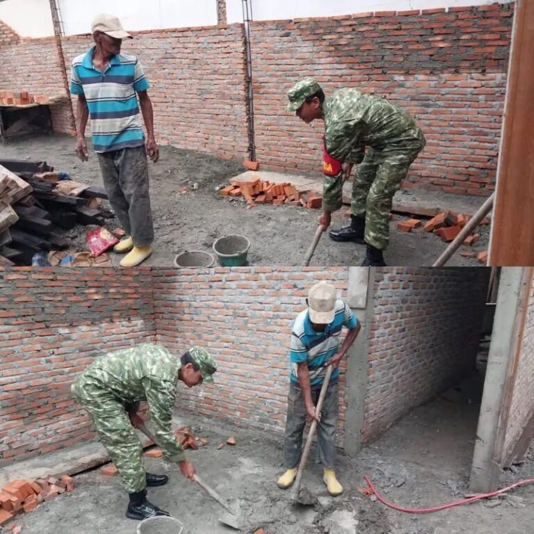 Gotong Royong Pembangunan Rumah di Meunuang Kinco Diperkuat Kehadiran Babinsa