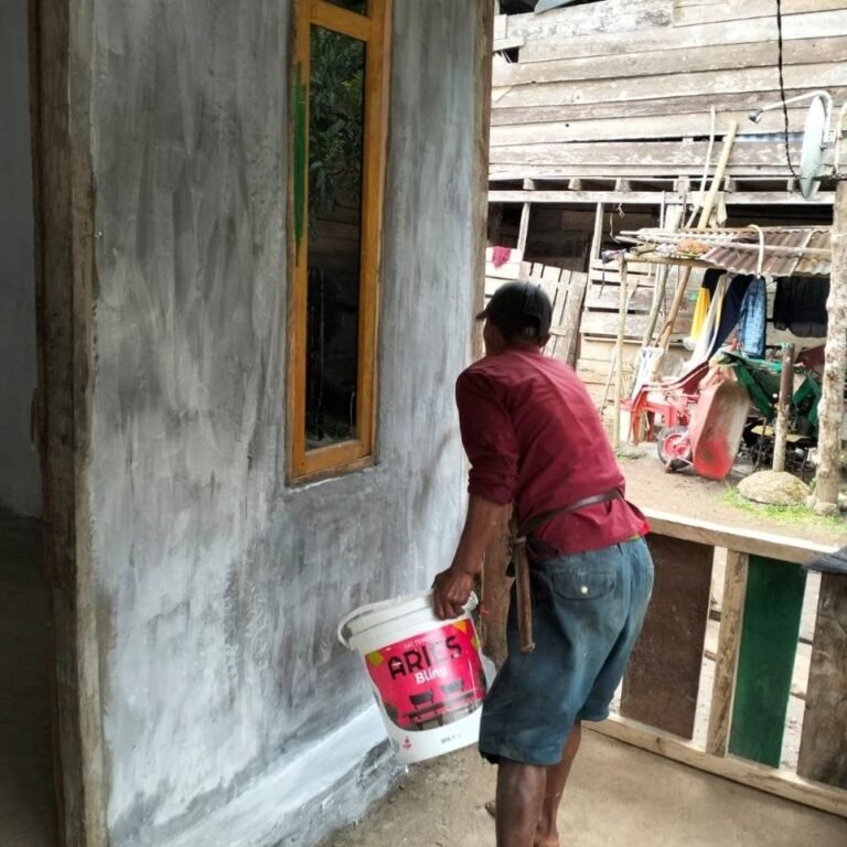 Dari Cat Hingga Senyum: Transformasi Rumah di Desa Patukku