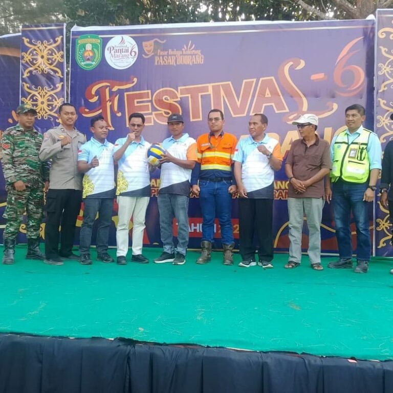 Festival 6 Pantai Marang Resmi Dibuka, Babinsa Kaliorang Turut Hadir