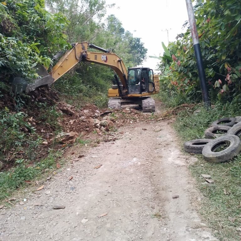 Alat Berat Dorong Percepatan Pembangunan Jalan TMMD di Patukku Kecamatan Bontocani