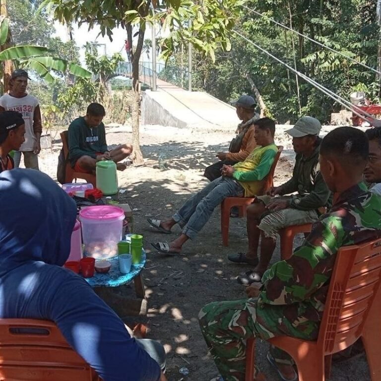 Warga Sibulue Apresiasi Dialog Langsung Satgas TMMD Ke-129 Kodim Bone