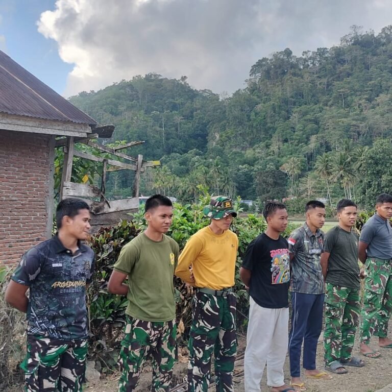 Pengecekan Personel oleh Sertu Saharuddin Dorong Kelancaran TMMD Bontocani