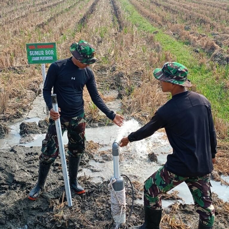 Warga Parangjoro Sambut Sumur Bor Perpompaan sebagai Solusi Kekeringan