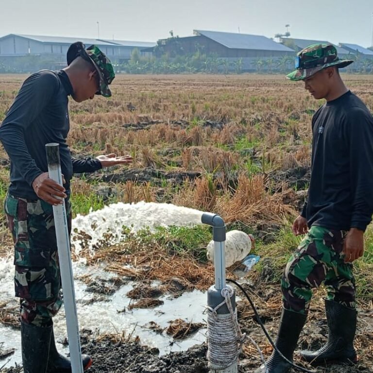 TMMD 129 Bangun Sumur Bor Perpompaan, Petani Parangjoro Bisa Bernapas Lega