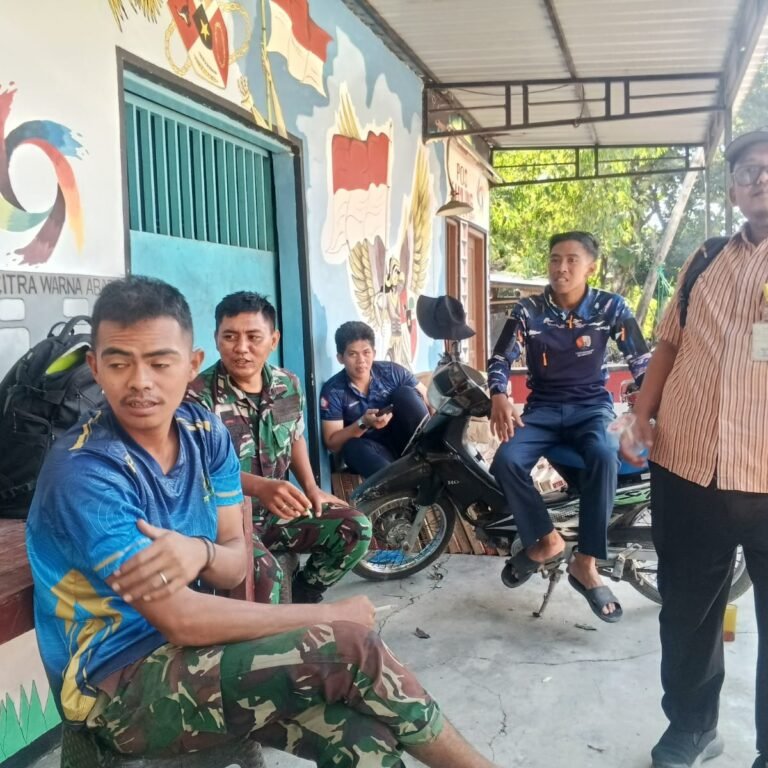 Sidang Sore di Teras: Warga Parangjoro Simpan Memori Hangat Bersama Anggota TMMD