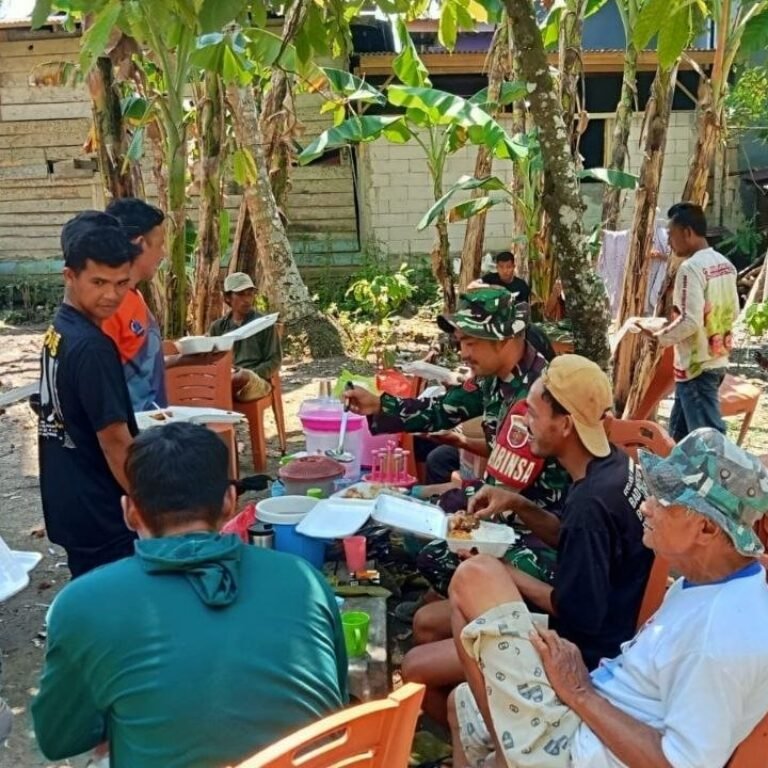 Kebersamaan Santap Siang Antarkan Warga dan Prajurit Saling Percaya di Tadang Palie