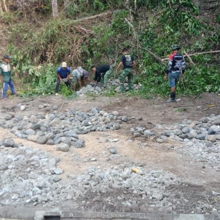 Akses Lapang di Dusun Jawi-Jawi Kunci Kelancaran Pembangunan Dekker