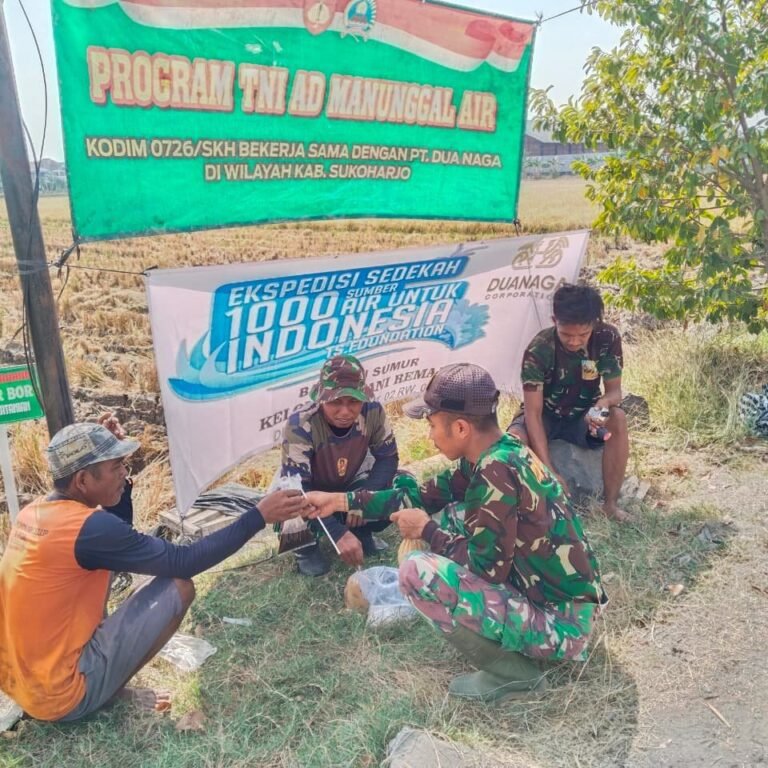 Segelas Air sebagai Simbol Solidaritas di Tengah Pengerjaan TMMD Parangjoro