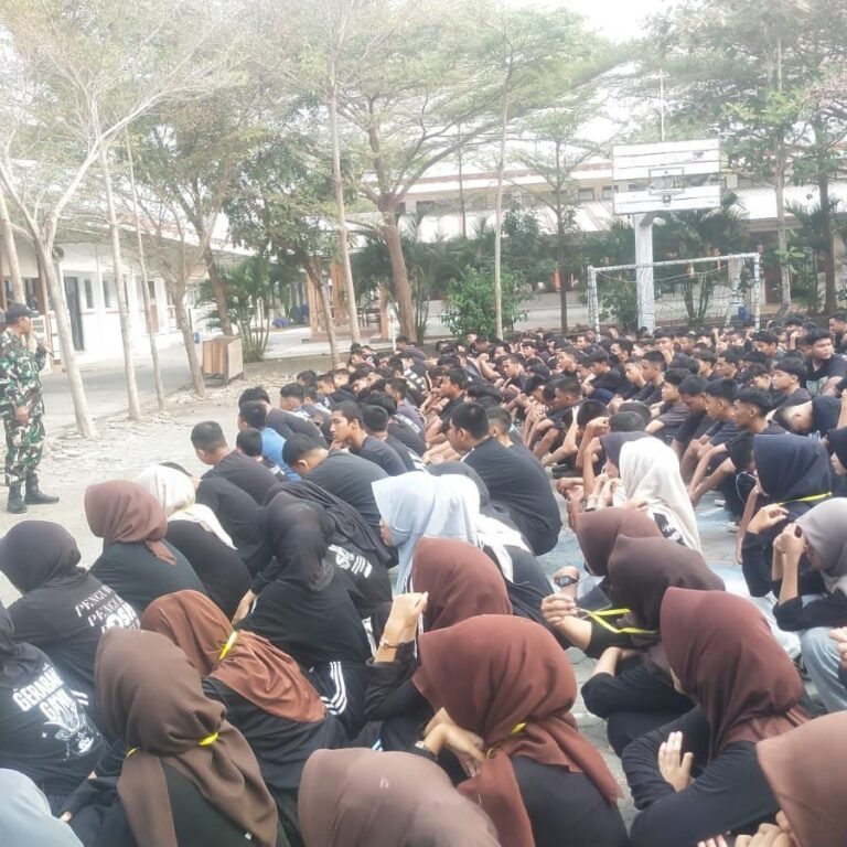 Pembinaan Karakter Siswa SMK Jadi Sasaran Nonfisik TMMD Reguler Ke-129 di Sukoharjo