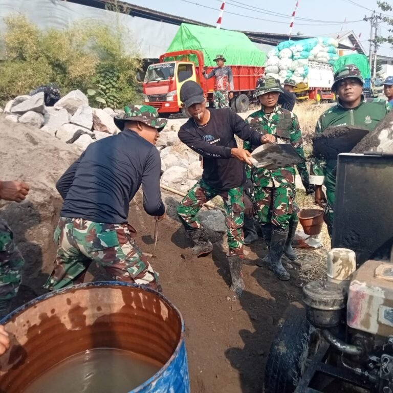 Pelaksanaan Sasaran Fisik TMMD di Parangjoro Tak Terpengaruh Cuaca Panas