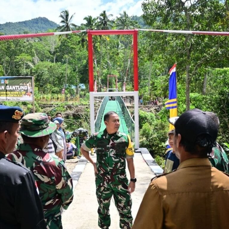Brigjen Yudi Pranoto Pimpin Wasev Sterad Tinjau TMMD Ke-129 di Bontocani