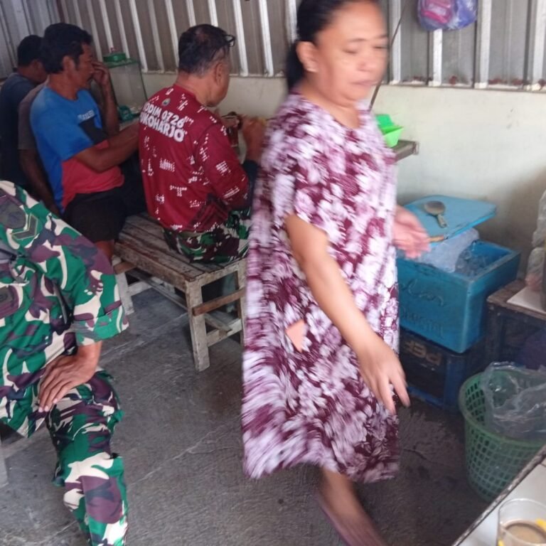 Dari Sepi ke Ramai, Warung Bu Marni Hidup Berkat TMMD Reguler ke-129 di Parangjoro
