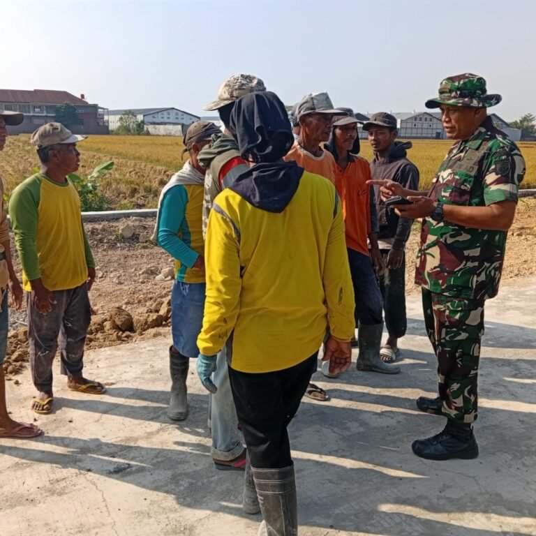 Perhatian Danramil 09/Grogol Jadi Motor Kecepatan Pengerjaan TMMD di Parangjoro