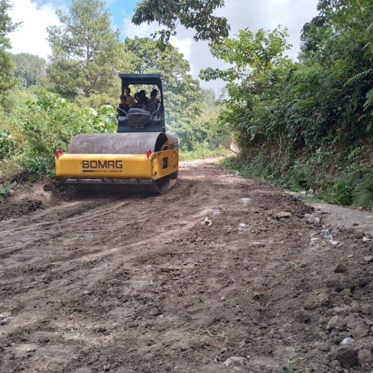 Pemetaan Lintasan Vibro Roller Buktikan Perubahan Jalan di Desa Pattuku