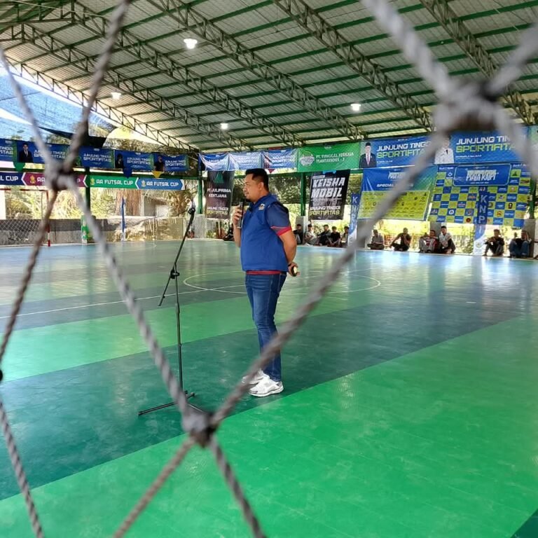 Lapangan Futsal Alue Abed Dipadati Peserta, Turnamen Piala KNPI Aceh Jaya Dimulai
