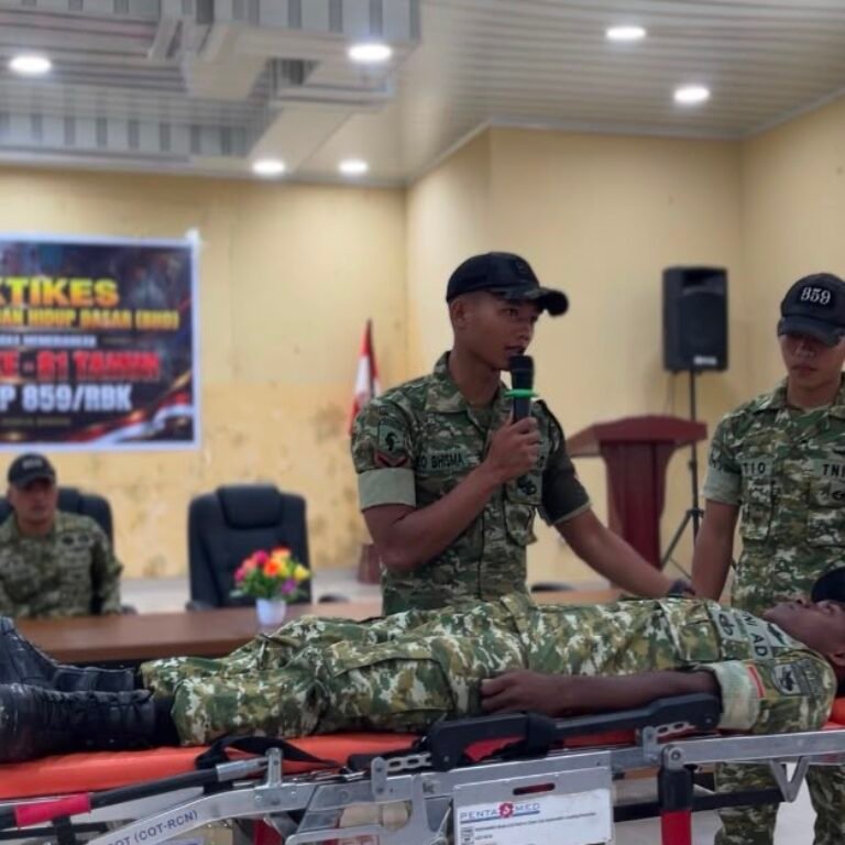 Program SEHATI Yonif TP 859/RBK Bekali 110 Pelajar Supiori dengan Keterampilan Pertolongan Darurat