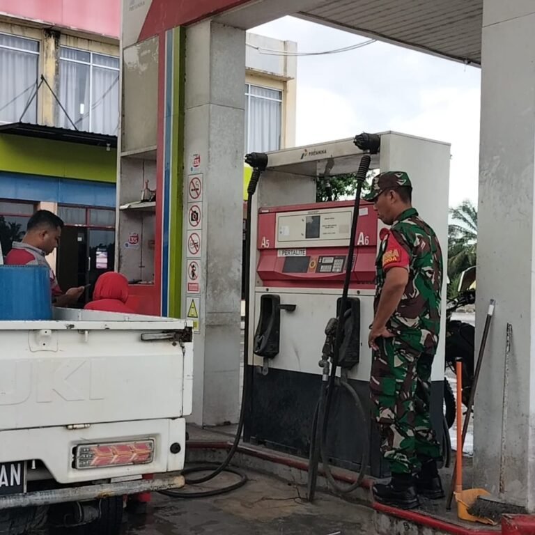 Koramil 05/Panga Kawal Aktivitas SPBU Alue Pit, Keamanan dan Ketertiban Jadi Perhatian