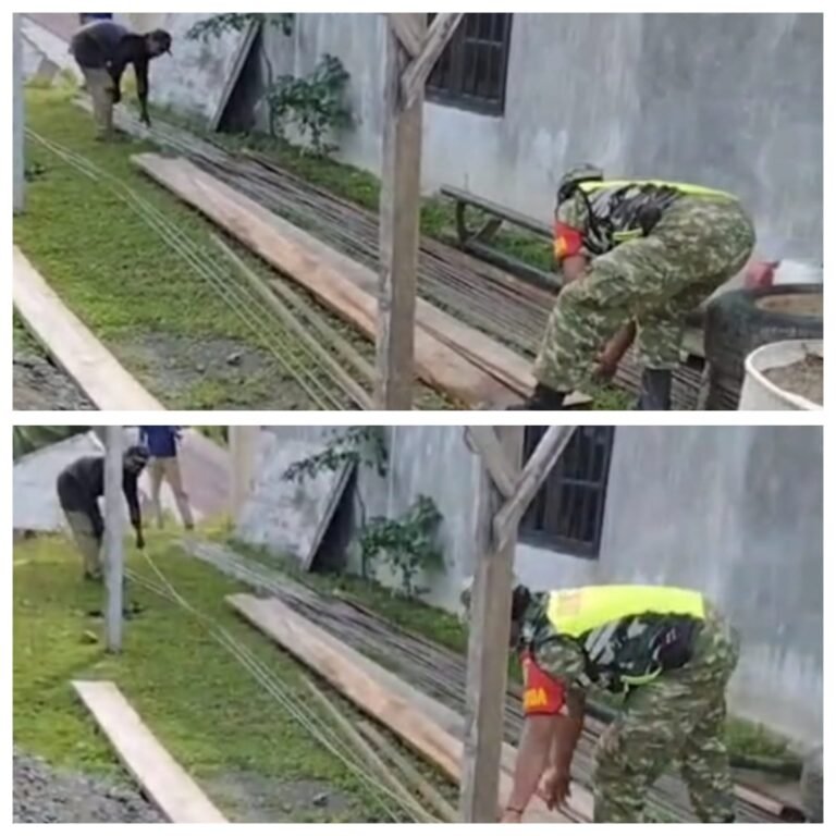 Babinsa Koramil 01/Sungai Mas Turun Tangan Bantu Pembangunan Rumah Warga Tanoh Merah