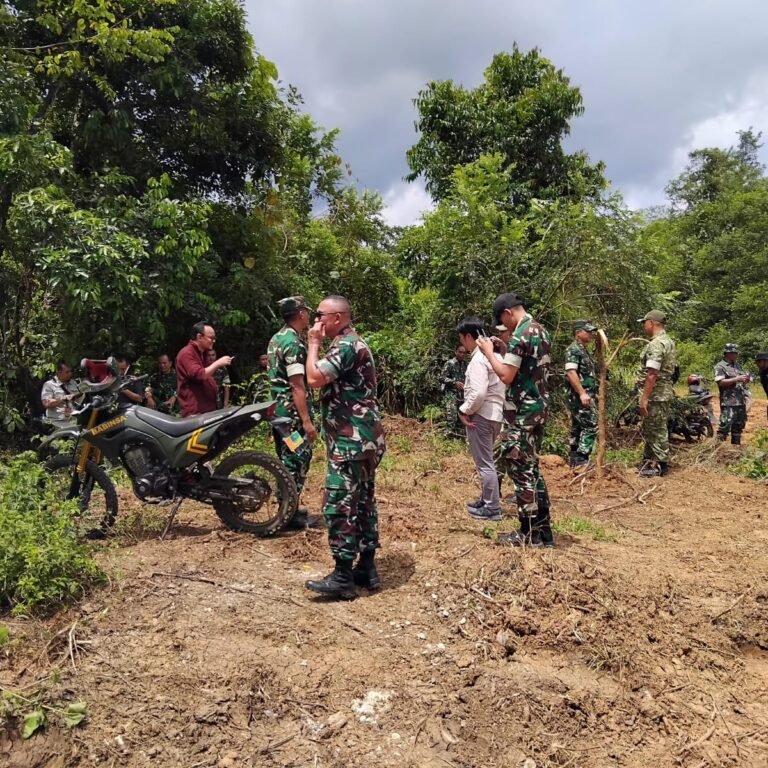 Kemhan, BPK, dan Srendam IM Bersama Kodim 0114/Aceh Jaya Survei Lokasi Yon TP