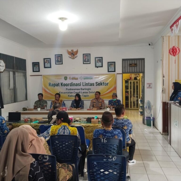 Babinsa Pelda Iwan Hadiri Monev Puskesmas dan Dialog Publik di Tapin