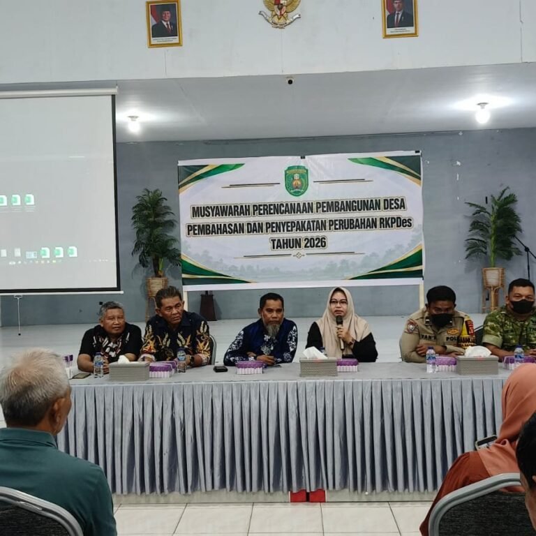 Musrenbangdes Sangatta Utara Sepakati Perubahan RKPDes 2026, Babinsa Hadir