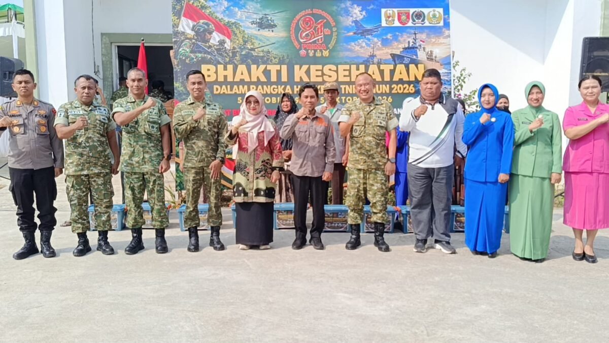 Ratusan Warga Terima Layanan Kesehatan Gratis Saat Bhakti Kesehatan Kodim 0909/Kutai Timur